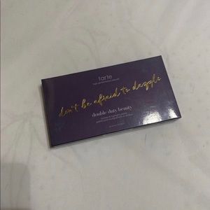 Tarte highlighter and bronze palette